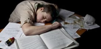 How To Study For Long Hours At Night Without Sleeping Off