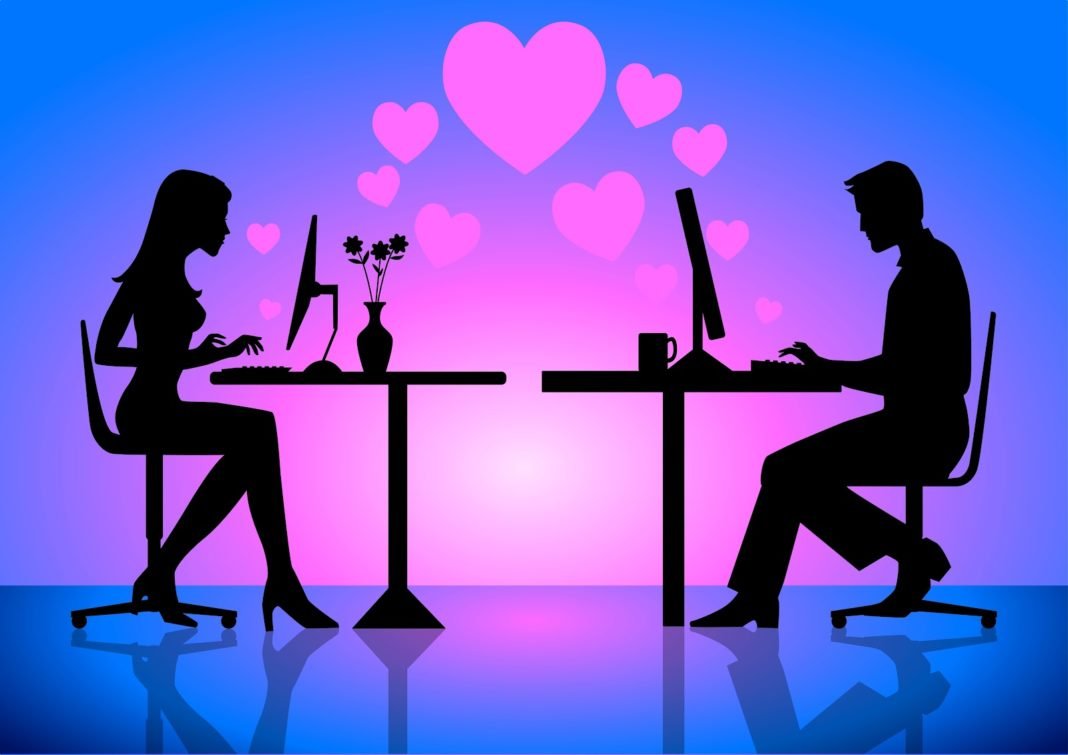 10 Simple Dos And Don’ts Of Online Dating 10 Simple Dos And Don'ts Of Online Dating