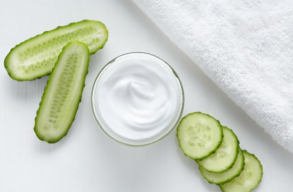 4 Effective Home Remedies For Oily Skin