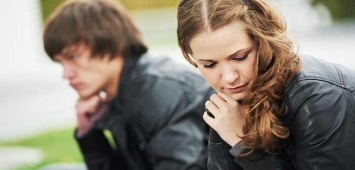 4 Red Flags To Look Out For In A Relationship 4 Red Flags To Look Out For In A Relationship
