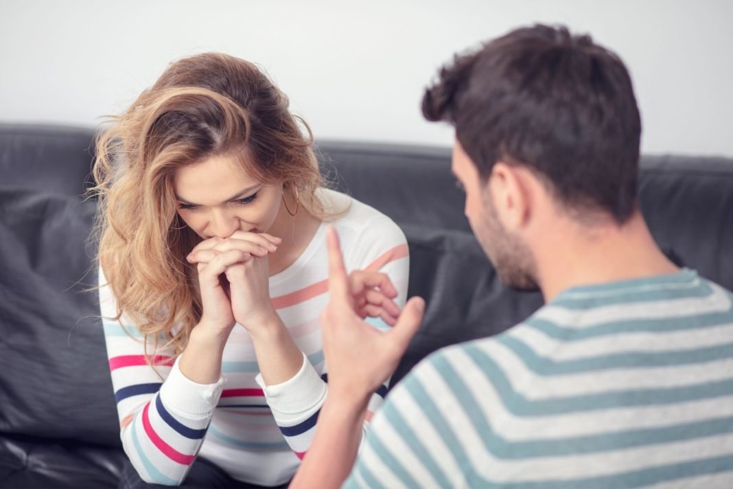 5 Signs To Show You Are Incompatible With Your Partner 5 Signs To Show You Are Incompatible With Your Partner