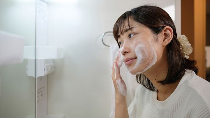 6 Mistakes You Make When Washing Your Face 6 Mistakes You Make When Washing Your Face