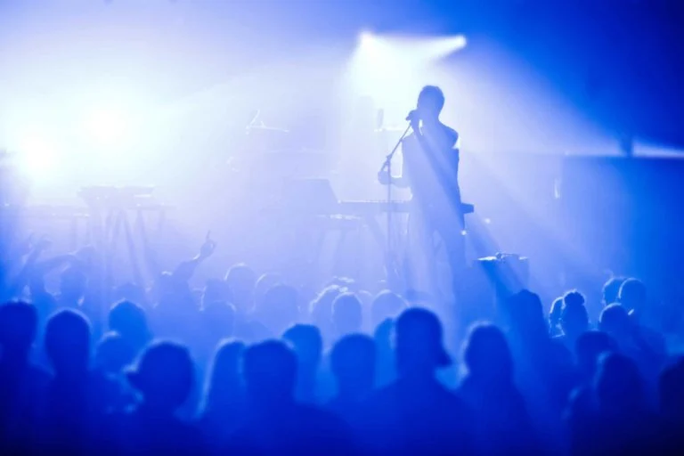 How to be a successful music artist How to be a successful music artist