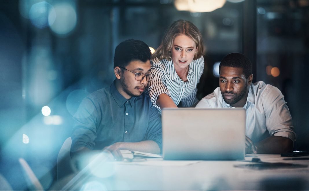 Benefits and challenges of working in the tech industry Benefits and challenges of working in the tech industry