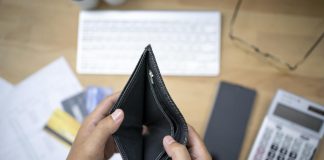 10 Reasons you will never be rich 10 Reasons you will never be rich